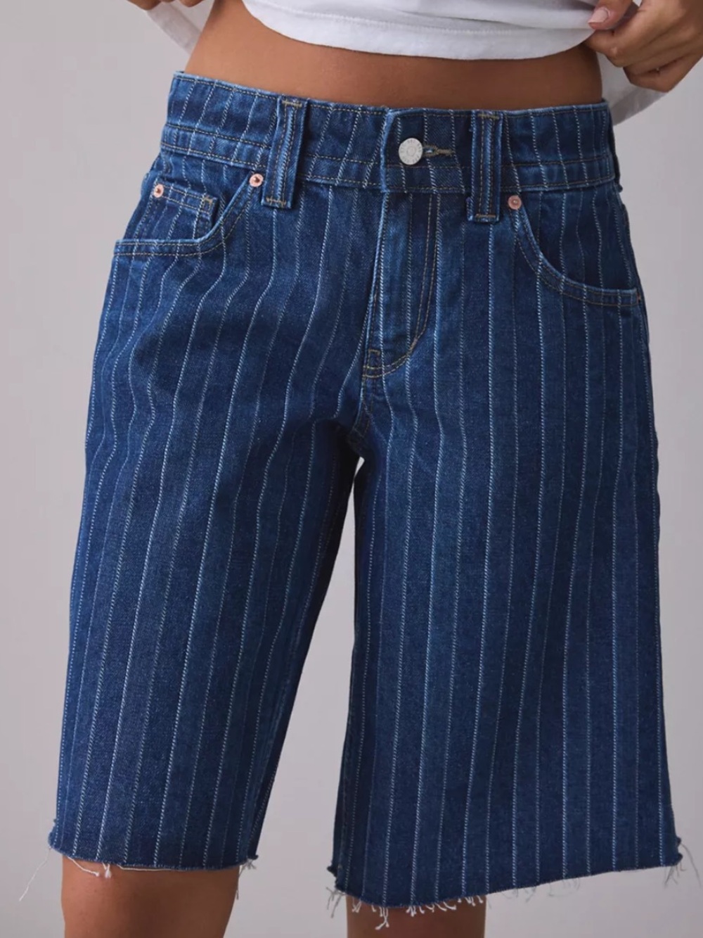 NWT BDG Front Runner Printed Mid-Rise Baggy Jorts (SIZE 32)